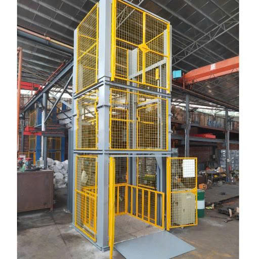 Thang máy hàng công nghiệp mẫu 06